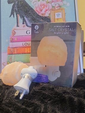 Tula Himalayan Salt Crystal Night Light